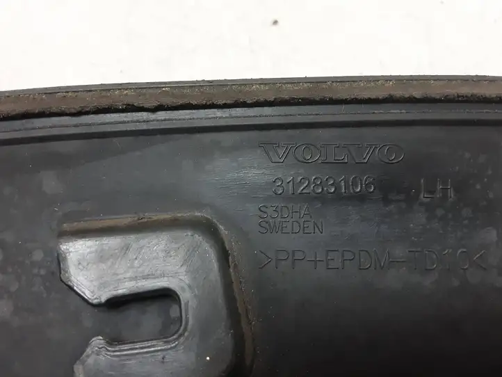 Volvo XC70 (2007 - 2013)  31283106 Задняя арка