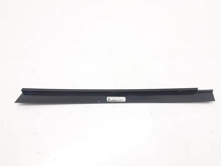 BMW X5 F15 (2013 - 2017) 7289672 Накладка стекла задней двери — фото 1