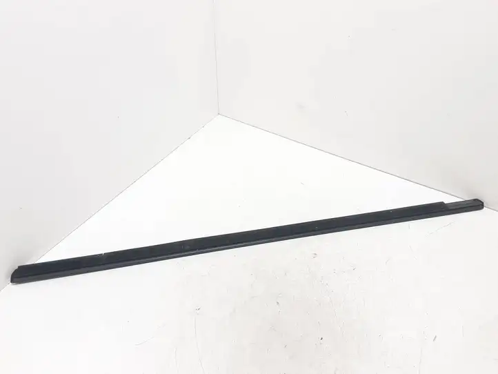 Volvo XC70 (2007 - 2013)  31301007 Облицовка стекла задней двери