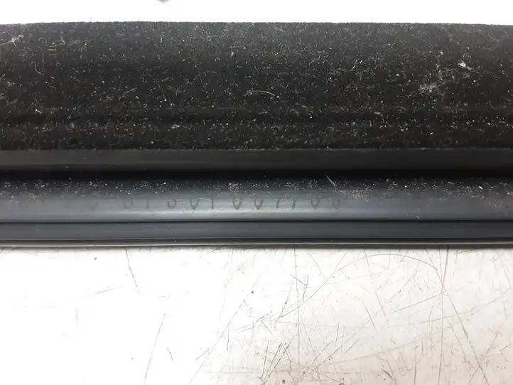 Volvo XC70 (2007 - 2013)  31301007 Облицовка стекла задней двери