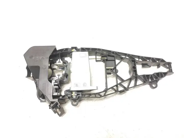 BMW X5 F15 (2013 - 2017) 7381873 Крепление наружной ручки задней двери — фото 1