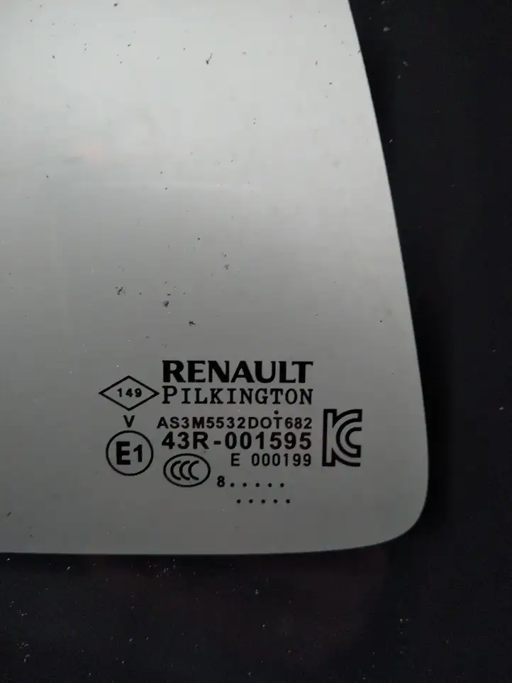 Renault Captur (2013 - 2020) Заднее боковое стекло — фото 3