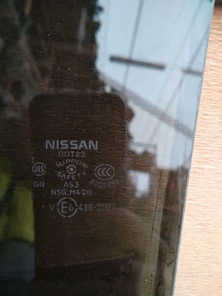 Nissan Murano Z51 (2009 - 2016) Стекло задней двери — фото 2