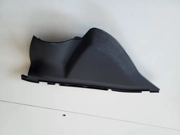 Nissan Micra (2017 - )   Другая деталь салона