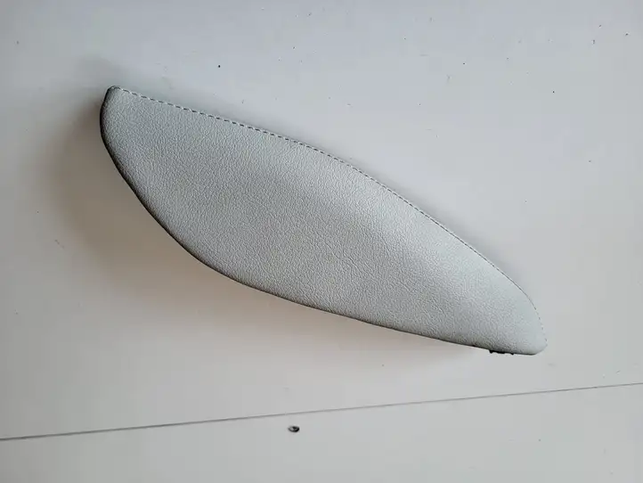 Nissan Micra (2017 - )   Другая деталь салона