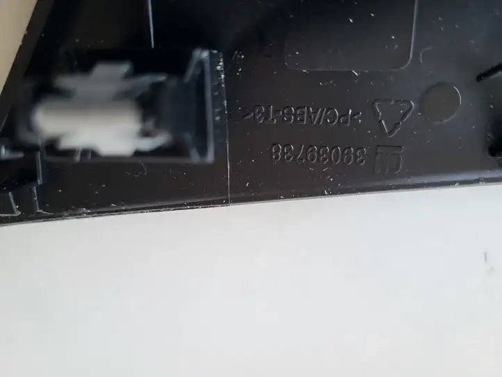 Opel Astra (2012 - 2015)   Другая деталь салона