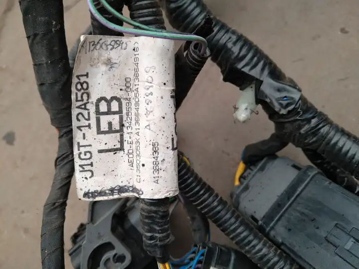 Ford S-Max (2015 - )   Другой проводник