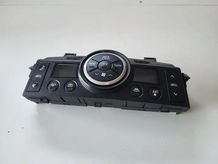 Toyota Verso (2012 - 2015)   Блок управления кондиционера воздуха / климата/ печки (в салоне)