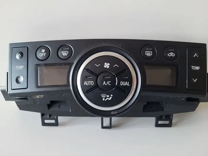 Toyota Verso (2012 - 2015)   Блок управления кондиционера воздуха / климата/ печки (в салоне)