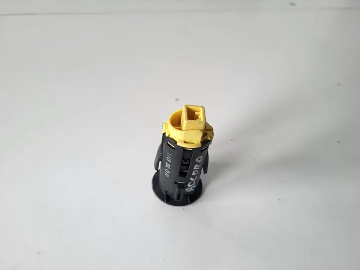 Honda Accord (2008 - 2016)   Включатель надувной подушки для пассажира