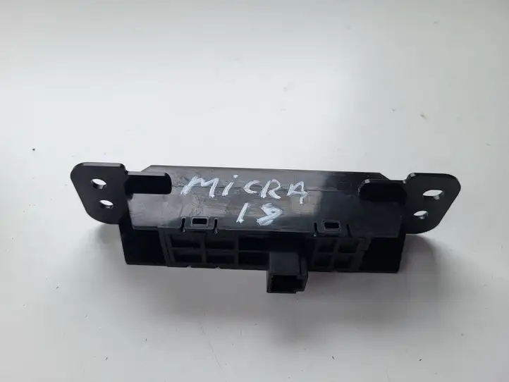 Nissan Micra K14 (2017 - ) Другие включатели / ручки/ переключатели — фото 4