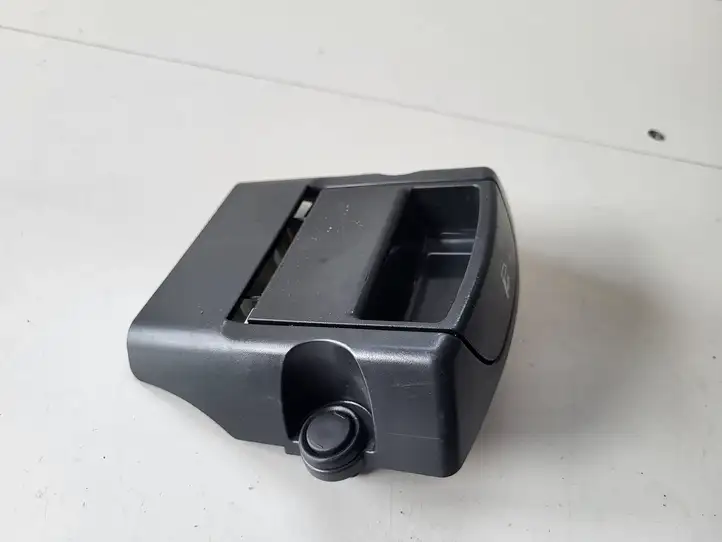 Honda Accord (2008 - 2016)   Управление регулеровки сидений 