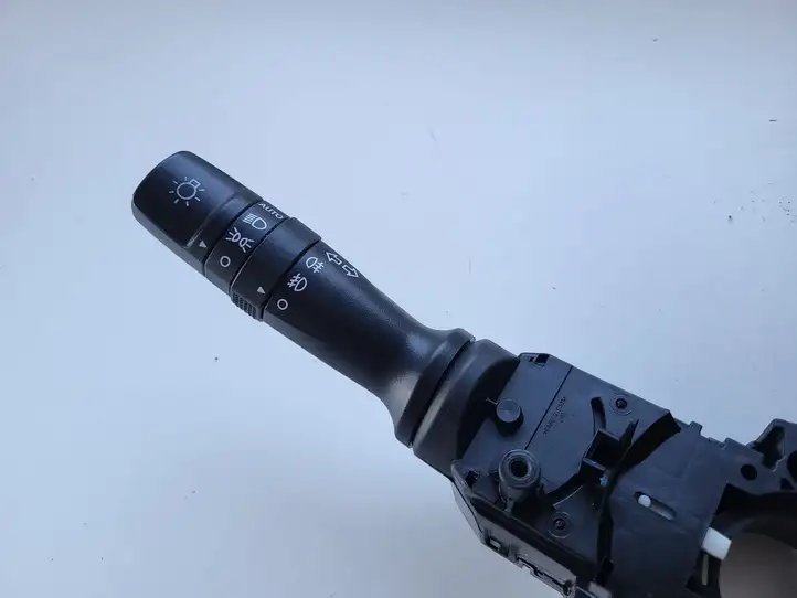Kia Sorento (2009 - 2014) Подрулевой переключатель — фото 4