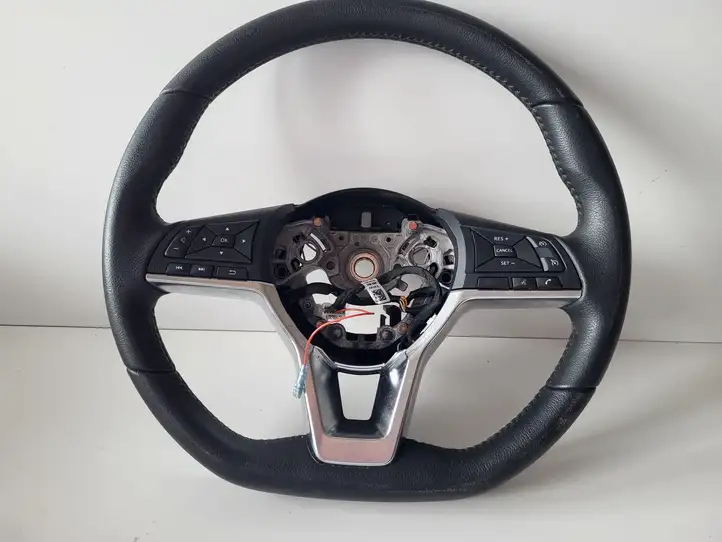 Nissan Juke II F16 (2019 - ) Руль — фото 3