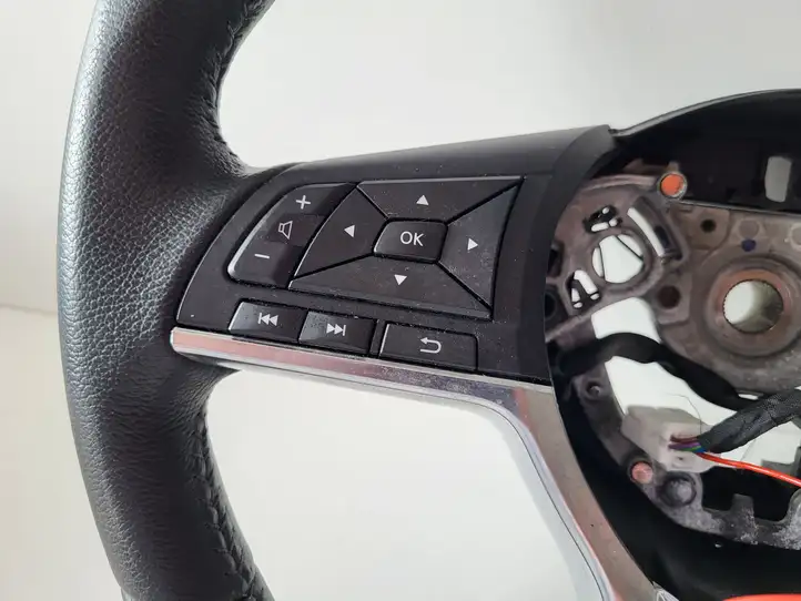 Nissan Juke II F16 (2019 - ) Руль — фото 7