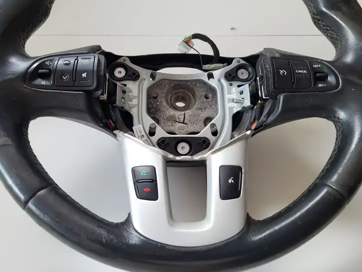 Kia Sportage (2014 - 2016) Руль — фото 11