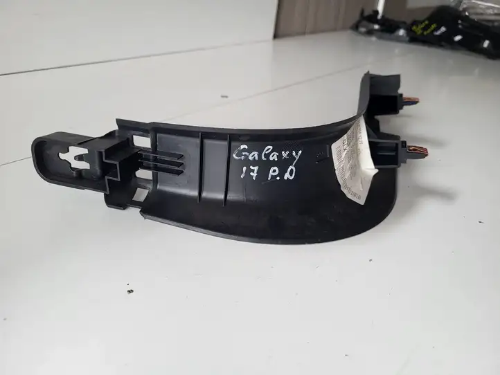 Ford Galaxy (2015 - ) Внутренняя отделка переднего порога — фото 2