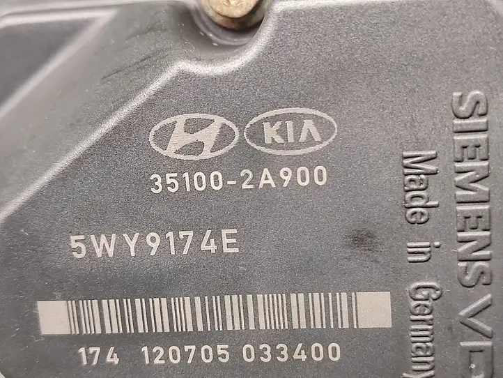 Kia Ceed (2010 - 2012) 351002A900 Дроссельная заслонка — фото 3