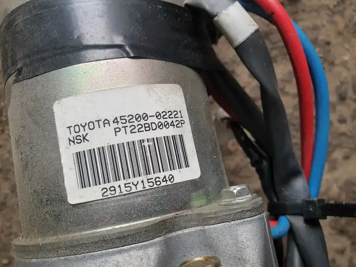 Toyota Corolla E120 E130 (2000 - 2004) 4520002221 Насос гидроусилителя руля — фото 2