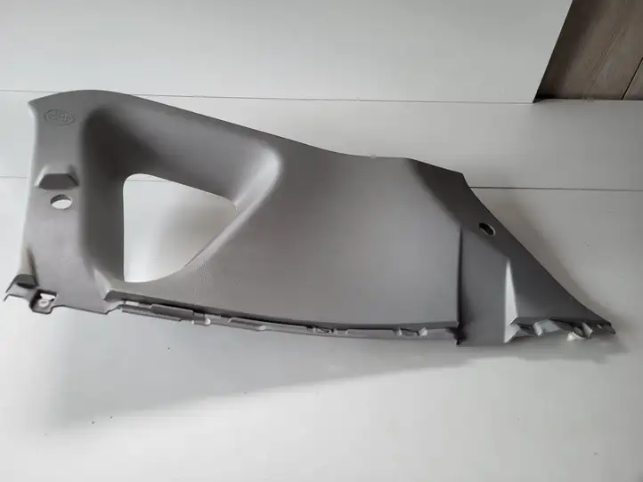 Toyota Verso (2009 - 2012) Верхняя обшивка у окна — фото 3