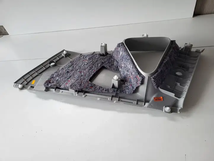 Toyota Verso (2009 - 2012) Верхняя обшивка у окна — фото 4
