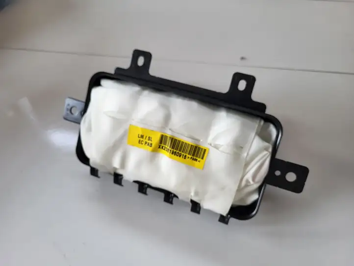 Kia Sportage (2014 - 2016)   Подушка безопастности пассажира