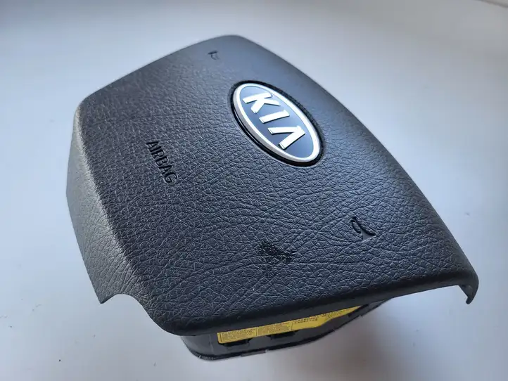 Kia Sorento (2009 - 2014) Подушка безопасности руля — фото 1