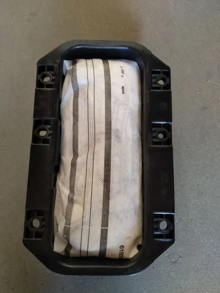 Ford C-MAX II (2010 - 2015) Подушка безопасности пассажира — фото 1