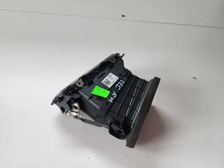 Kia Ceed (2015 - 2018) Боковой воздушный дефлектор — фото 4