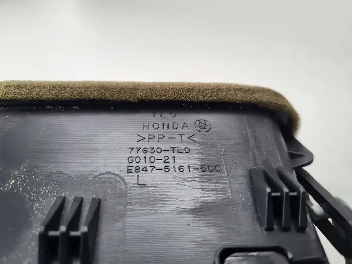 Honda Accord (2008 - 2016) Боковой воздушный дефлектор — фото 6