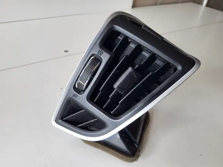 Ford C-Max (2010 - 2015)   Боковая воздушный дефлектор