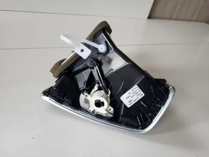 Ford C-Max (2010 - 2015)   Боковая воздушный дефлектор