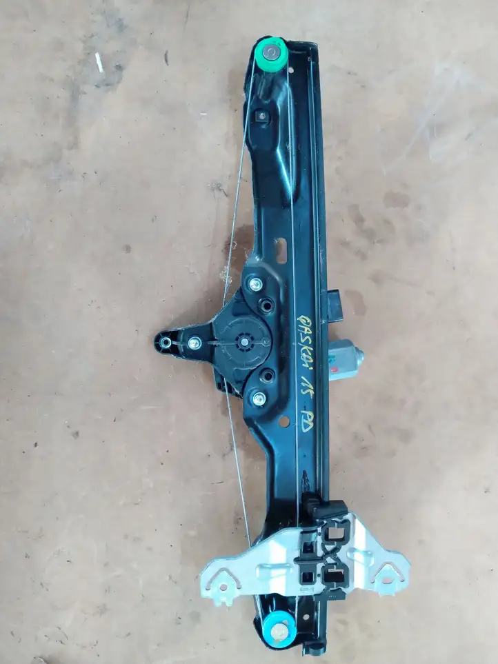 Nissan Qashqai (2013 - 2017)   Передний комплект электрического механизма для подъема окна