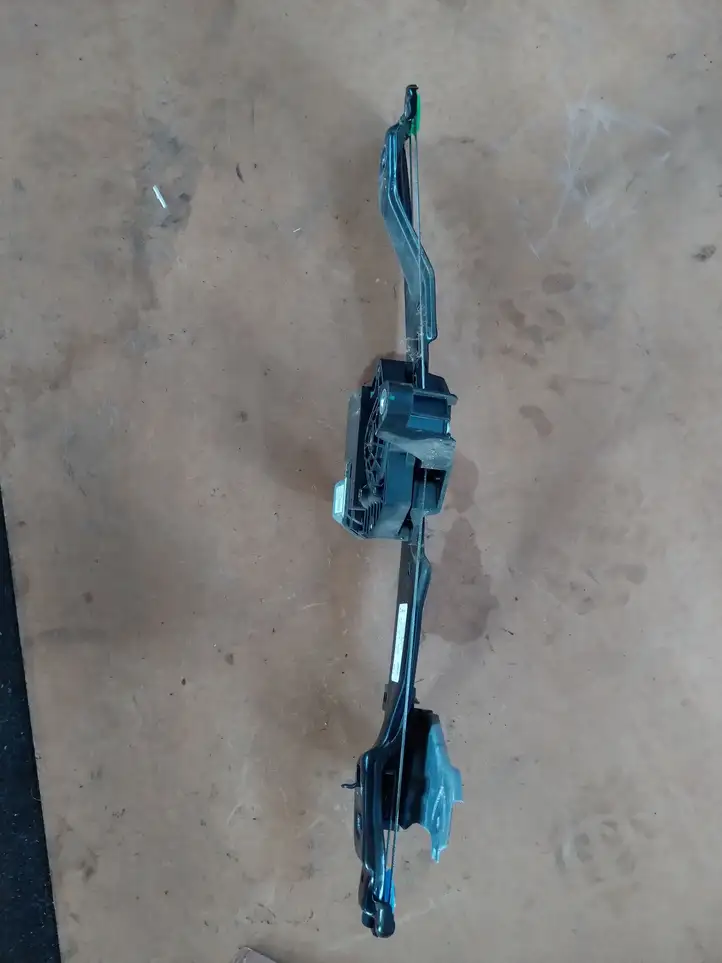 Nissan Qashqai (2013 - 2017)   Передний комплект электрического механизма для подъема окна