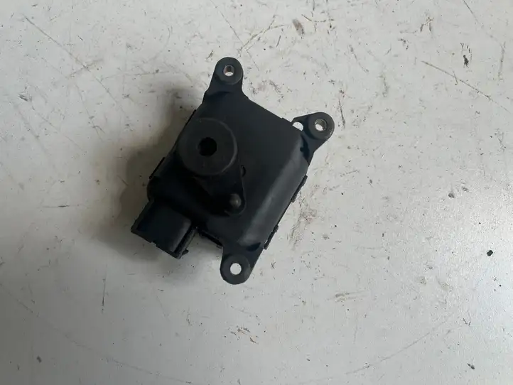 Opel Zafira A (1999 - 2003) 0132801134 Двигатель задвижки потока воздуха — фото 3