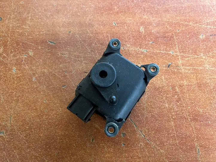 Opel Astra G (1998 - 2004) 0132801134 Двигатель задвижки потока воздуха — фото 3