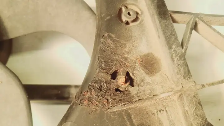 Volkswagen Fox (2005 - 2009)  6Q0959455AD Электрический вентилятор радиаторов