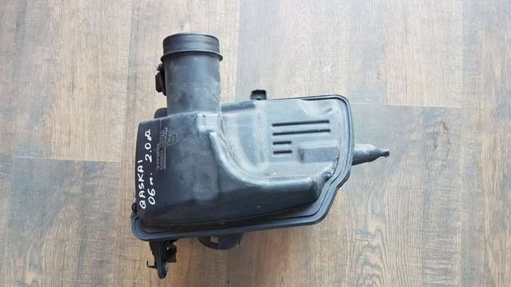 1022318S01 Nissan Qashqai Oro filtro dėžė