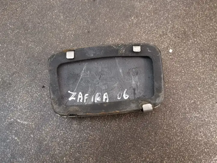 Opel Zafira B (2006 - 2008) 93181421 Прочие детали салона — фото 2