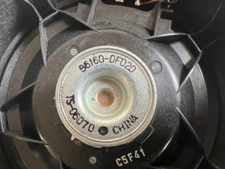 Toyota Corolla Verso AR10 (2004 - 2009) 861600F020 Динамики задних дверей — фото 2
