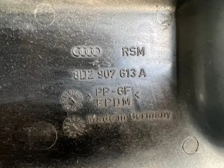 Audi A4 S4 B5 8D (1999 - 2001) 8D2907613A Крышка ящика предохранителей — фото 3