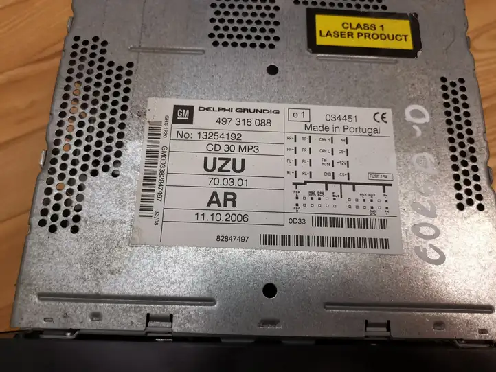 Opel Corsa D (2006 - 2010)  13254192 Радио/ проигрыватель CD/DVD / навигация