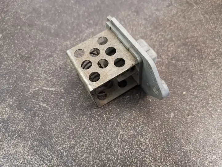 Citroen C5 (2001 - 2004)  9641212580 Реле вентилятора охлаждения