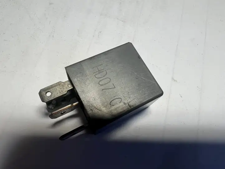Saab 9-3 Ver2 (2003 - 2007)  HD07C Другое реле