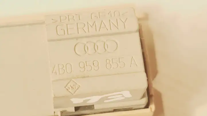 Audi A6 S6 C5 4B (2001 - 2004) 4B0959855A Кнопка стеклоподъемников — фото 2