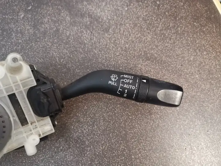 Mazda 6. (2005 - 2007)  GR1C17E539 Комплект ручек