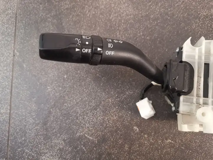 Mazda 6. (2005 - 2007)  GR1C17E539 Комплект ручек