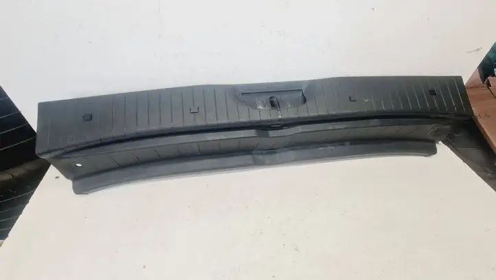 Mercedes-Benz A W169 (2004 - 2012) A1696930091 Отделка порога багажника — фото 1