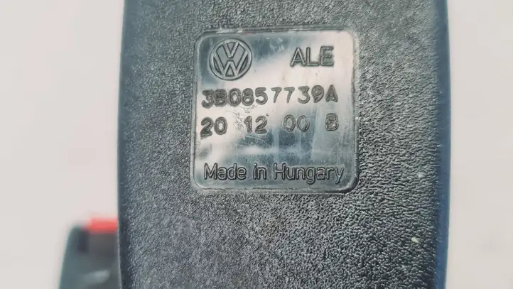Volkswagen PASSAT B5 (1997 - 2000) 3B0857739A Задний средний замок ремня — фото 2