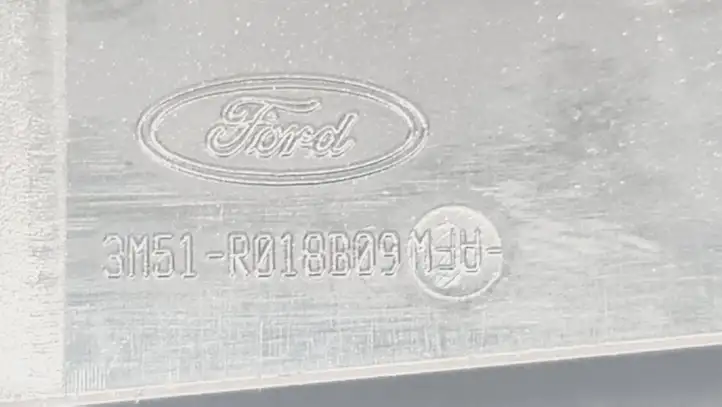 Ford C-MAX I (2007 - 2010) 3M51R018B09 Боковой воздушный дефлектор — фото 2